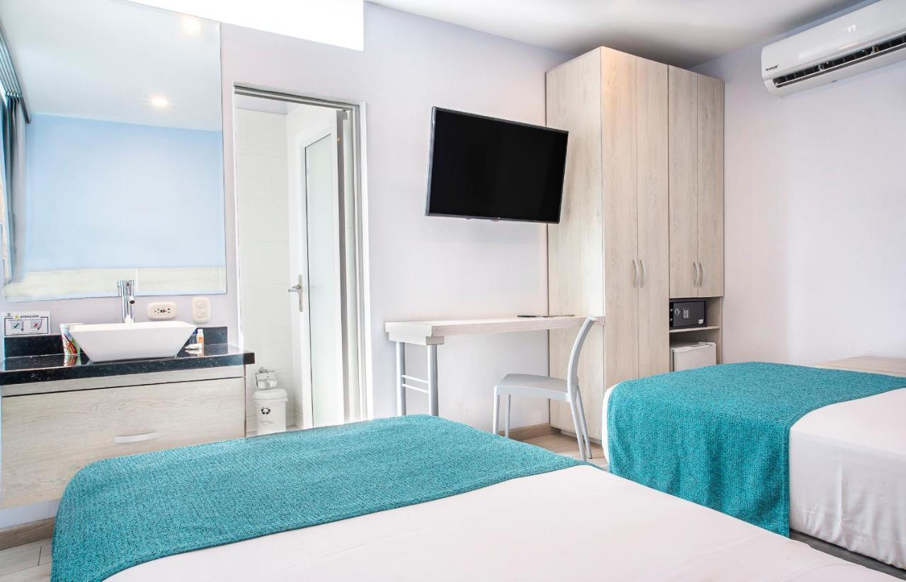Hotel Santorini Casablanca Papares Екстер'єр фото
