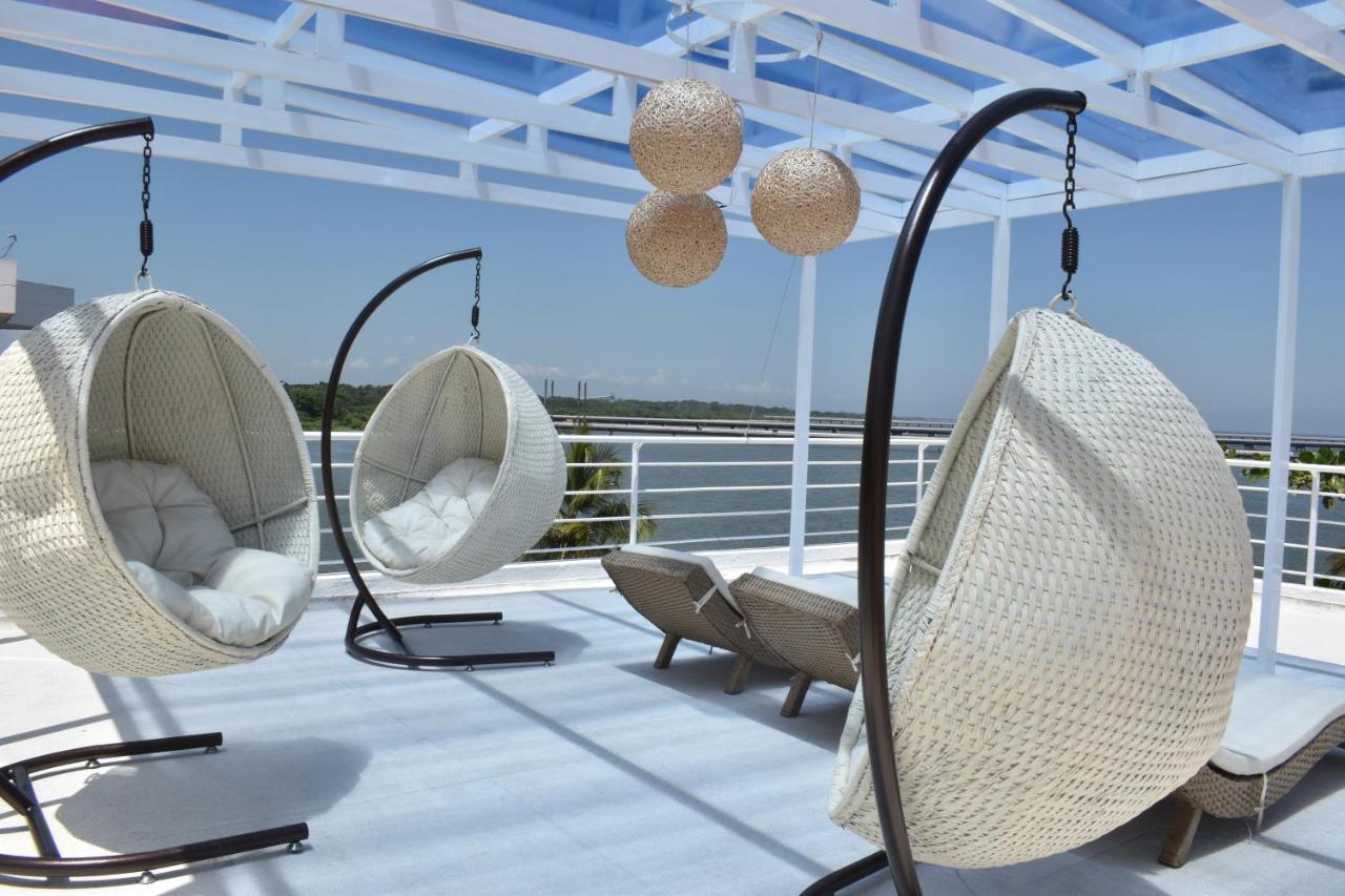Hotel Santorini Casablanca Papares Екстер'єр фото