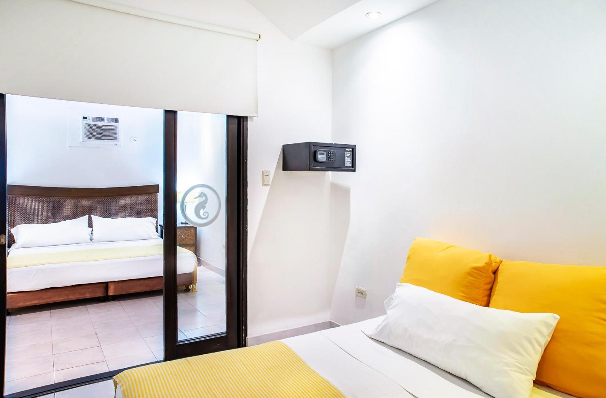 Hotel Santorini Casablanca Papares Екстер'єр фото