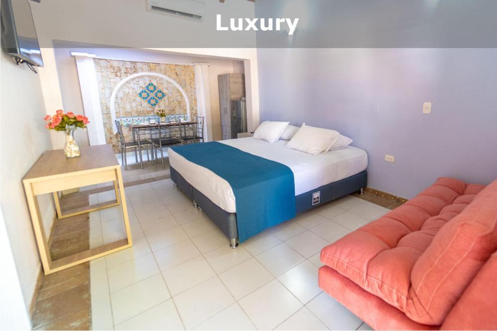 Hotel Santorini Casablanca Papares Екстер'єр фото