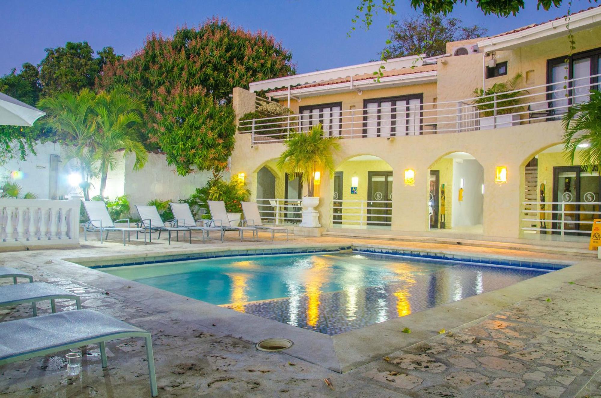 Hotel Santorini Casablanca Papares Екстер'єр фото